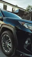 2019 Toyota RAV4 in Excellent Condition image thumbnail 3