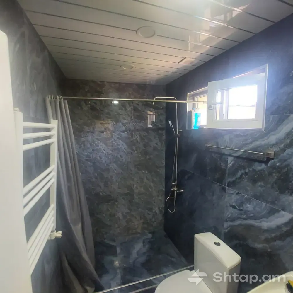 5-Room House in Avan 4