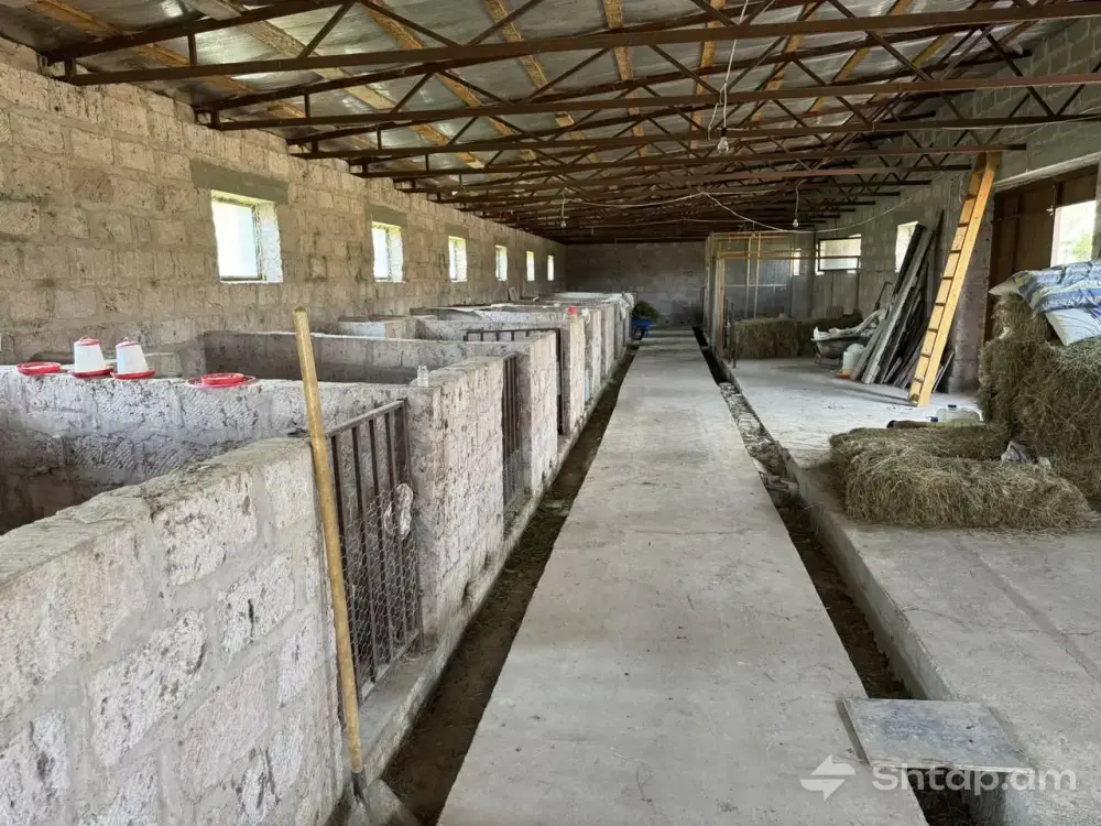 Արագածոտնի մարզում վաճառվում է էկո ֆերմա 4