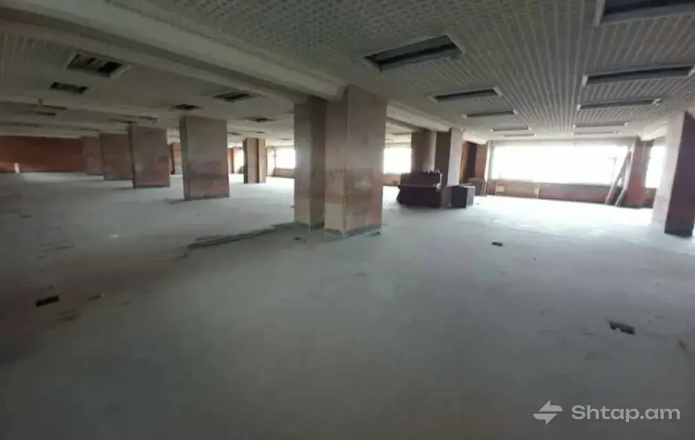 Industrial Property for Sale in Ajapnyak 4