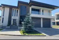 Exclusive Mansion in a Prestigious District image thumbnail 1