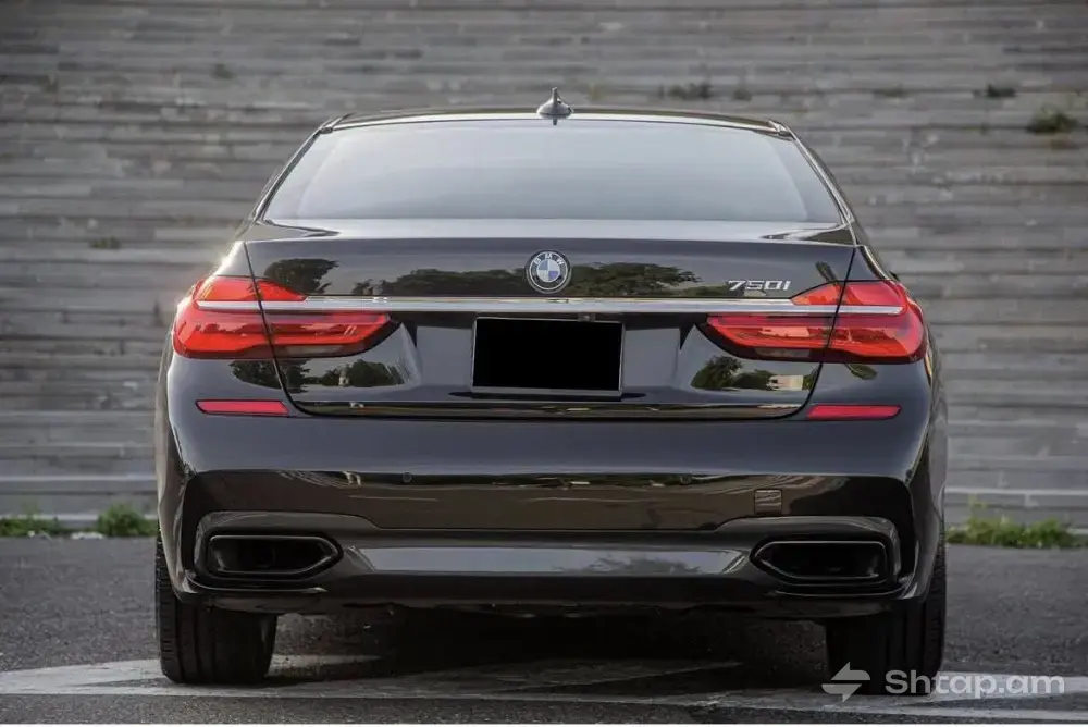 BMW 7 Series 2018 թ. սեդան վաճառվում է 3