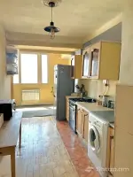 Apartment with Panoramic View image thumbnail 2