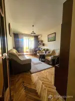 Откройте каменное здание image thumbnail 1