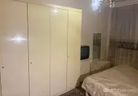 Квартира с классической мебелью и паркетом image thumbnail 3
