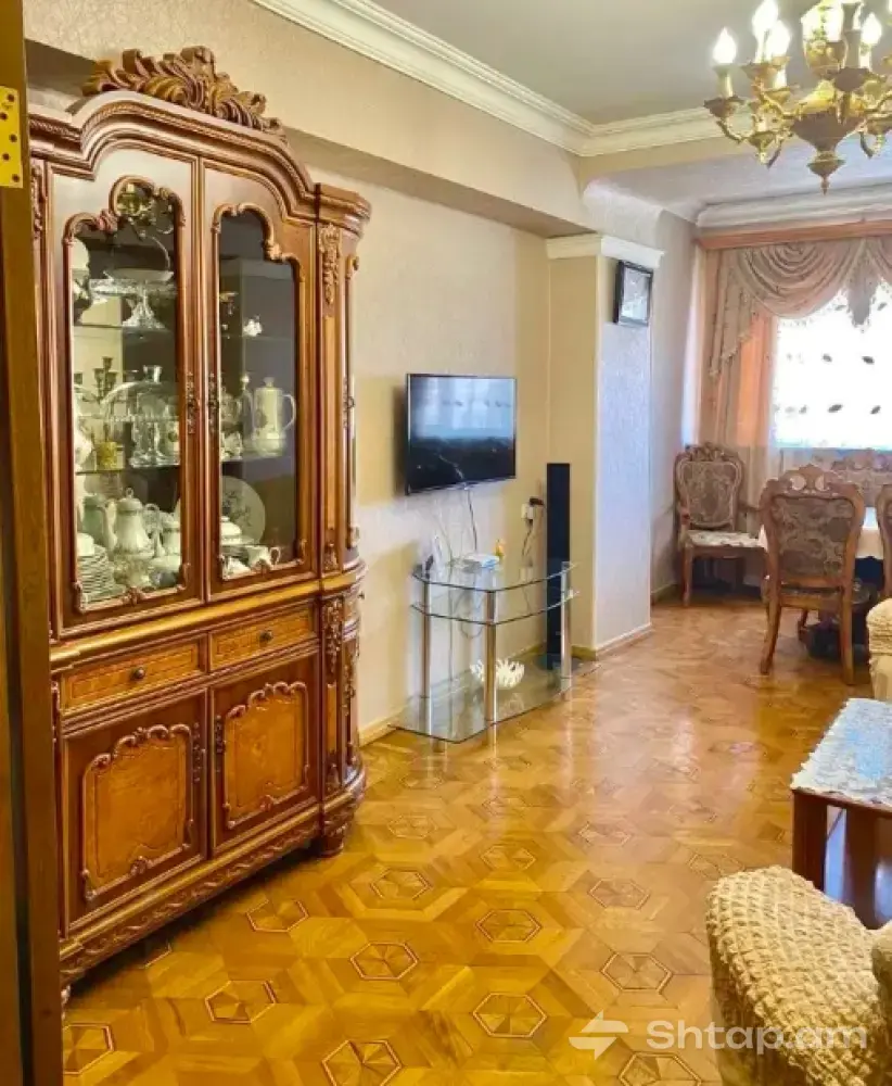 Продается квартира на улице Доси 1