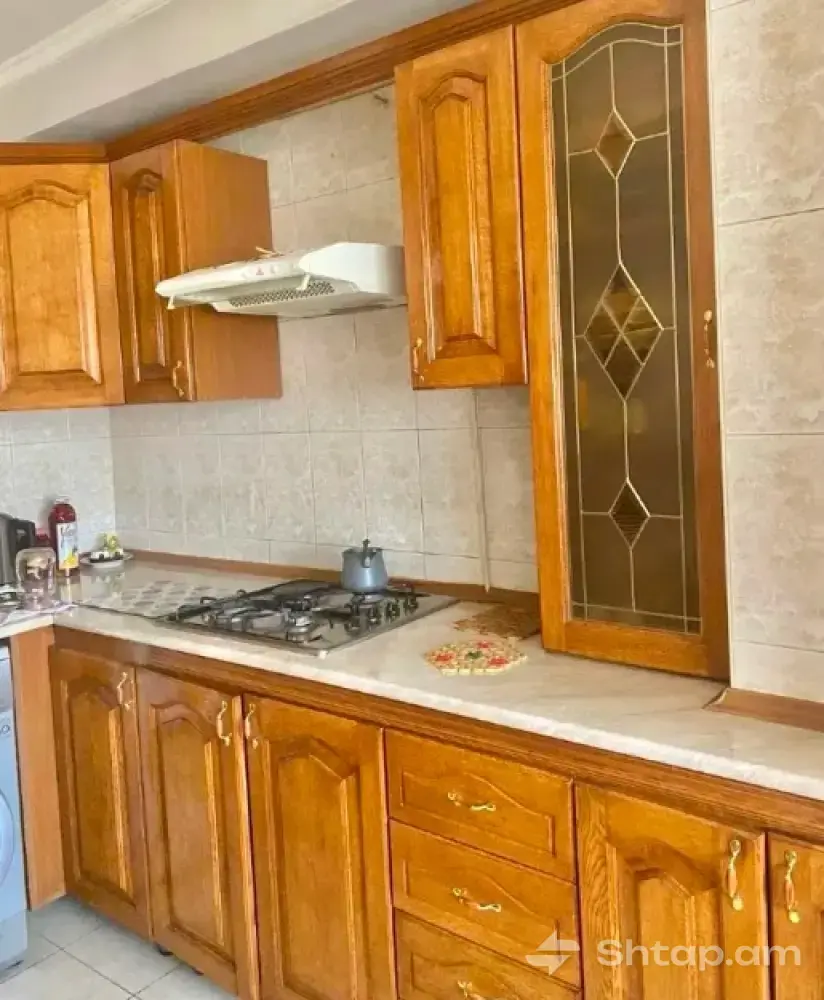 Продается квартира на улице Доси 4