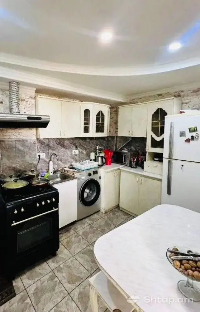 Apartment for Sale in Yerevan 4