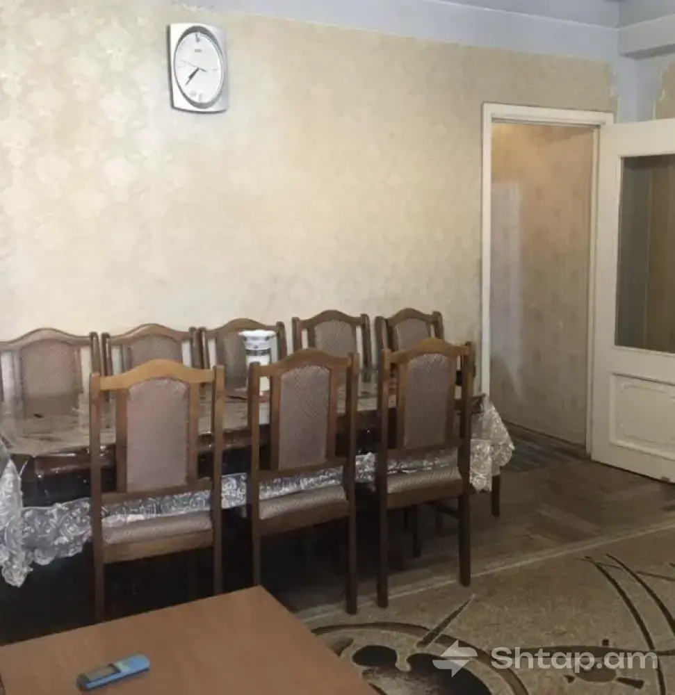 Բնակարան Շերամի փողոցում՝ 4 սենյականոց 1