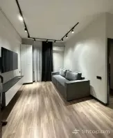 Modern Apartment with Amenities image thumbnail 0