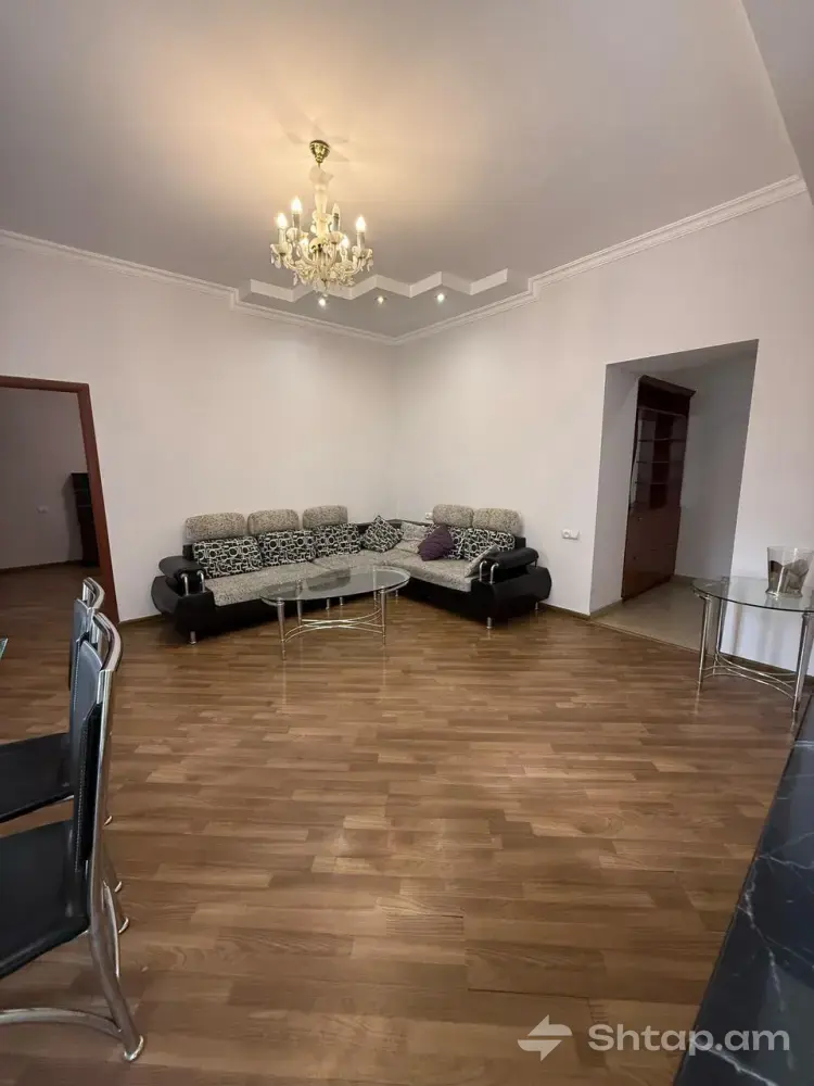 Apartment on Tumanyan Street 1
