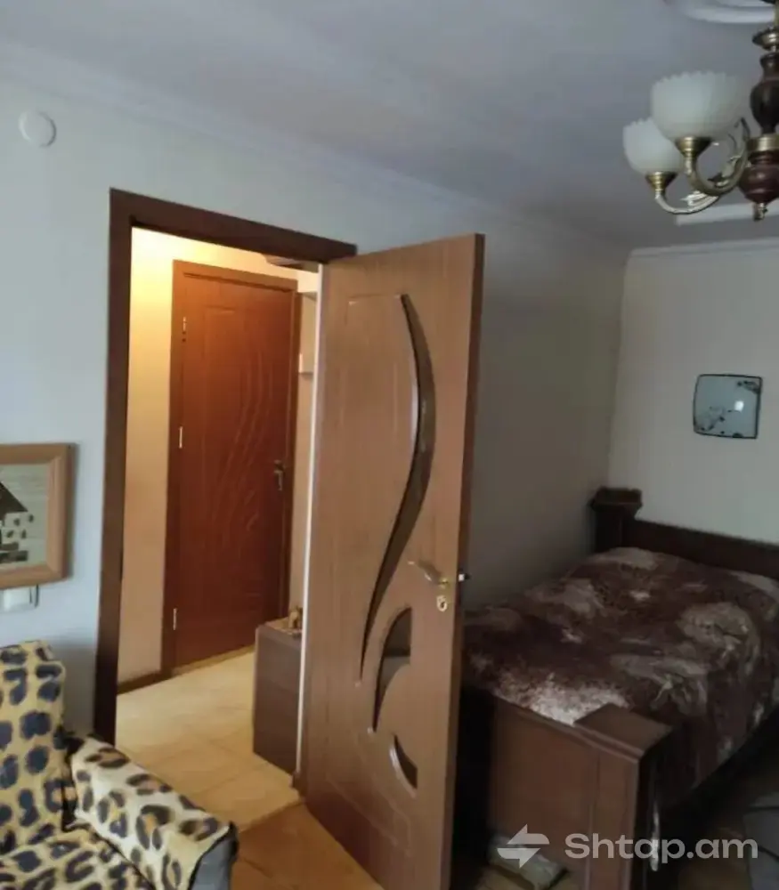 Квартира с европейскими окнами и открытой лоджией 4