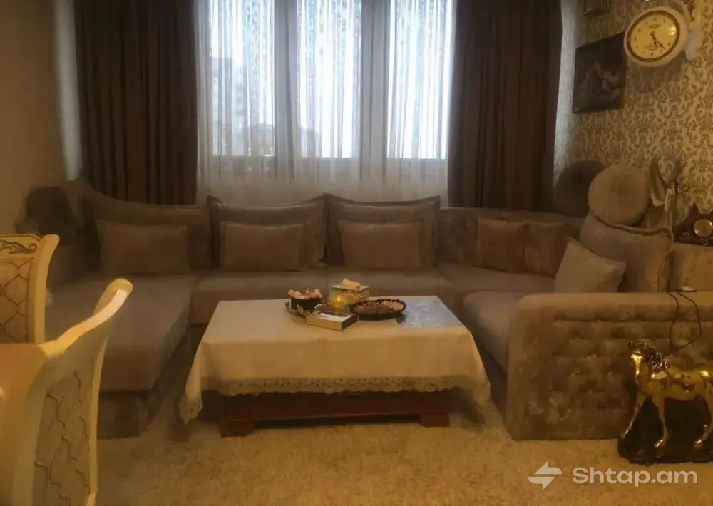 Urgent Apartment Sale in Erebuni 0
