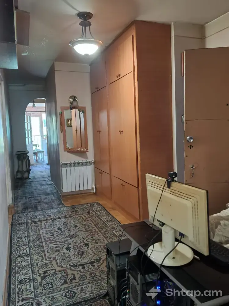 Urgent Sale: Apartment on Raynis Street 2
