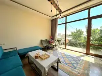 Residential House with Yard for Sale image thumbnail 0