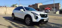 Impeccable 2019 Cadillac XT4 LUXURY 4x4 image thumbnail 2