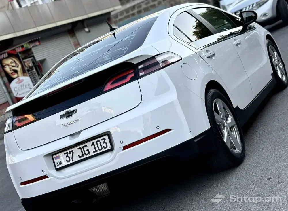 Купить Chevrolet Volt 1 Restyling 4