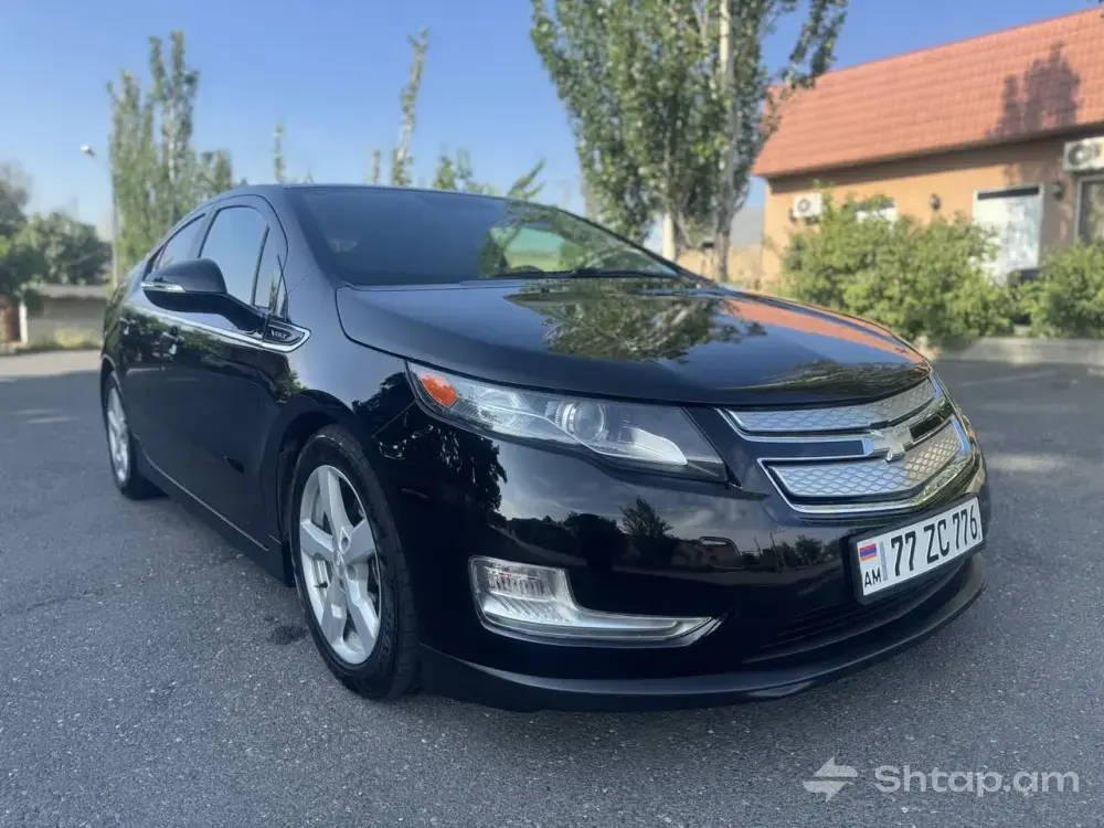 Купите надежный и энергоэффективный Chevrolet Volt 2013 2