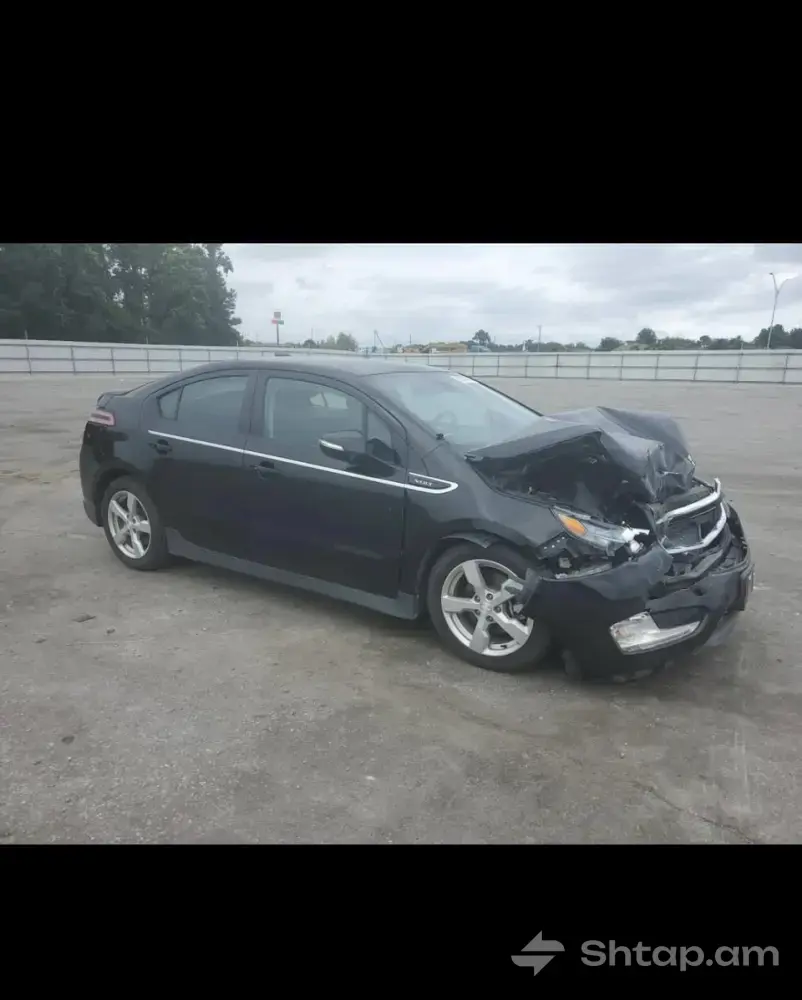 For Sale: Chevrolet Volt with 87000 Miles 2
