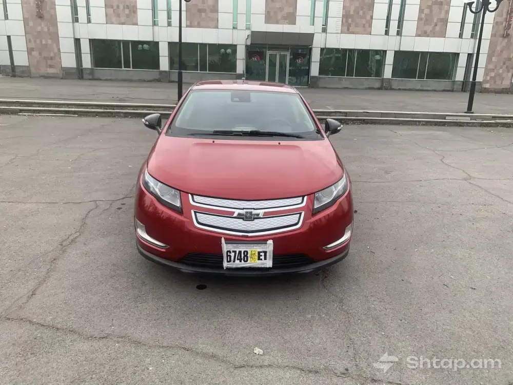 Chevrolet Volt Premier 2014 in Excellent Condition 0