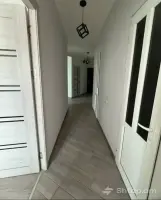Spacious Apartment with Modern Design image thumbnail 1
