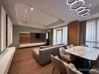 Квартира с современным дизайном в Канакер-Зейтун image thumbnail 3