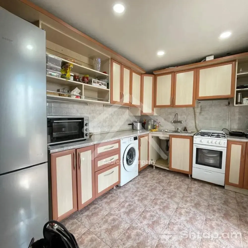 4-Room Apartment for Sale on Halabyan Street 3
