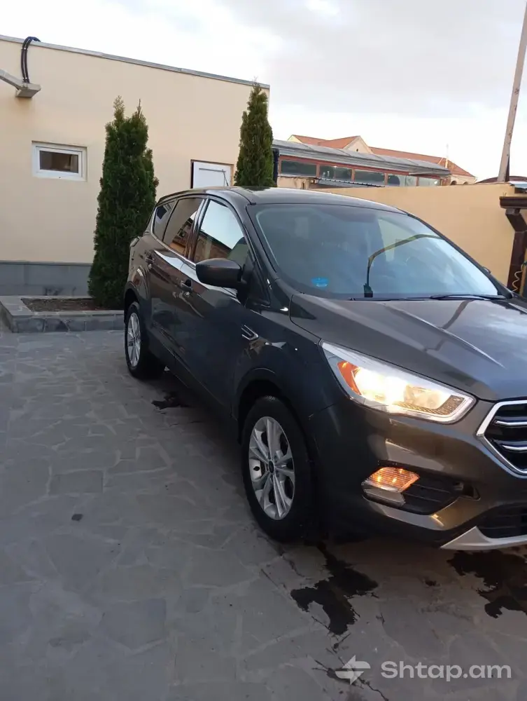 Ford Escape 2017թ - Վաճառվում է Շատ Թարմ Վիճակում 2
