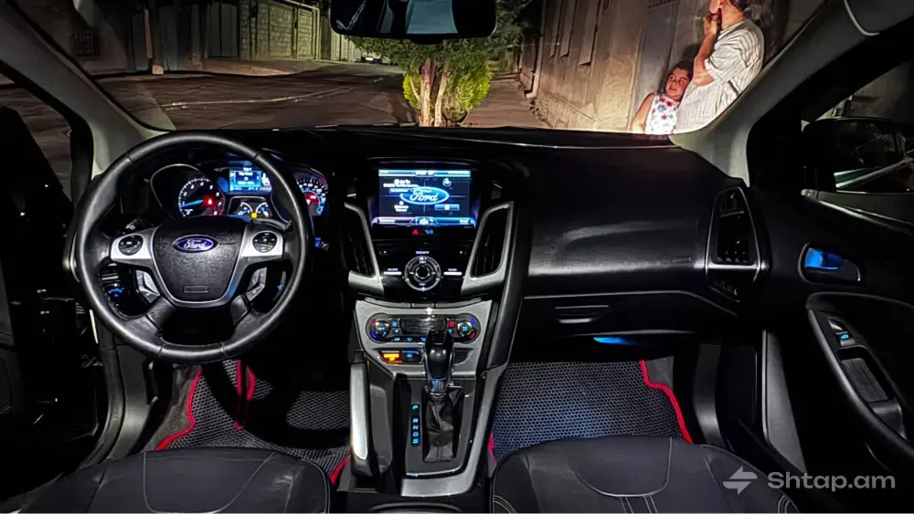 Ford Focus 2012 в отличном состоянии 0