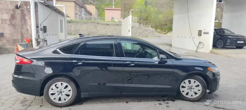 Ford Fusion 2020՝ Օրիգինալ դետալներով և մատչելի գնով 1