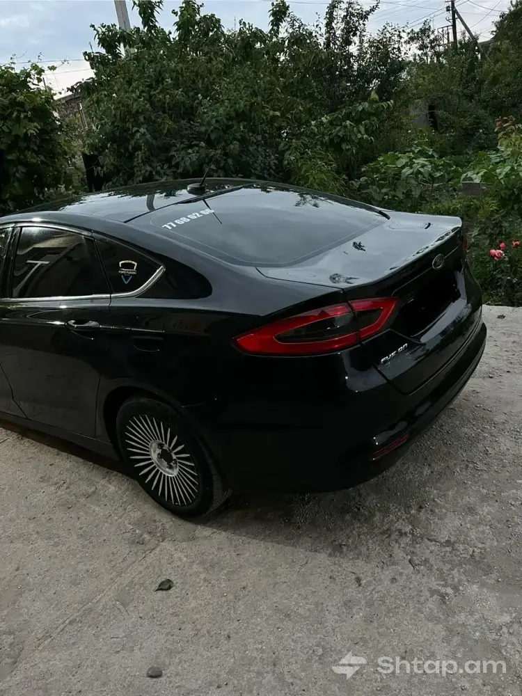 Perfect 2013-14 Ford Fusion 2
