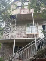 Каменный дом с великолепным видом image thumbnail 0