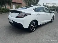 Отличный Chevrolet Volt 2017 года image thumbnail 4
