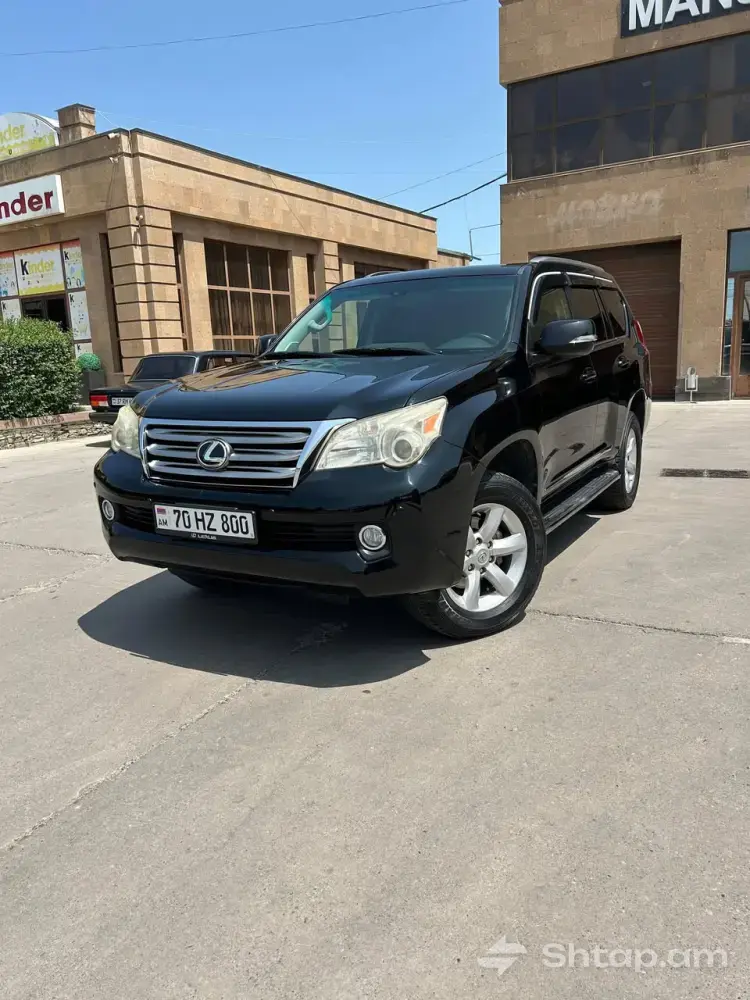 Lexus GX460 in Excellent Condition 2