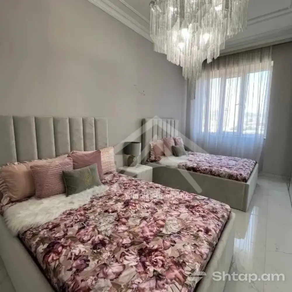 3-Room Apartment for Sale on Yekmalyan Street 3