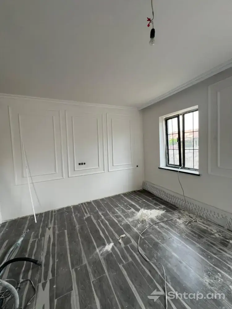 House with River View for Sale 3