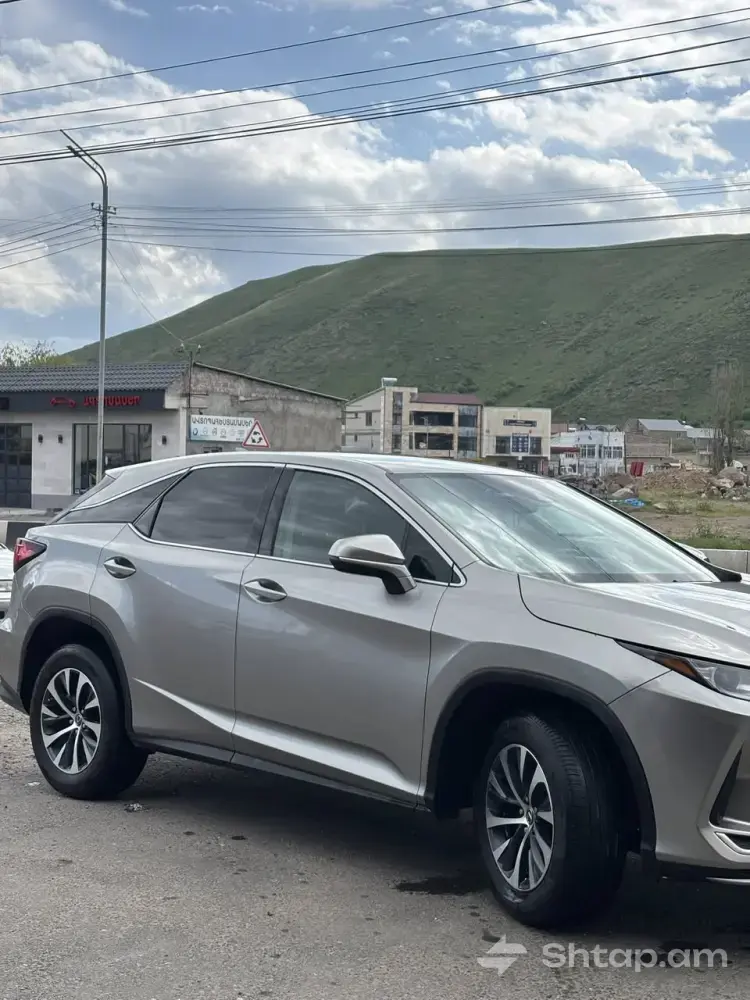 Lexus RX350 2021 в отличном состоянии 2