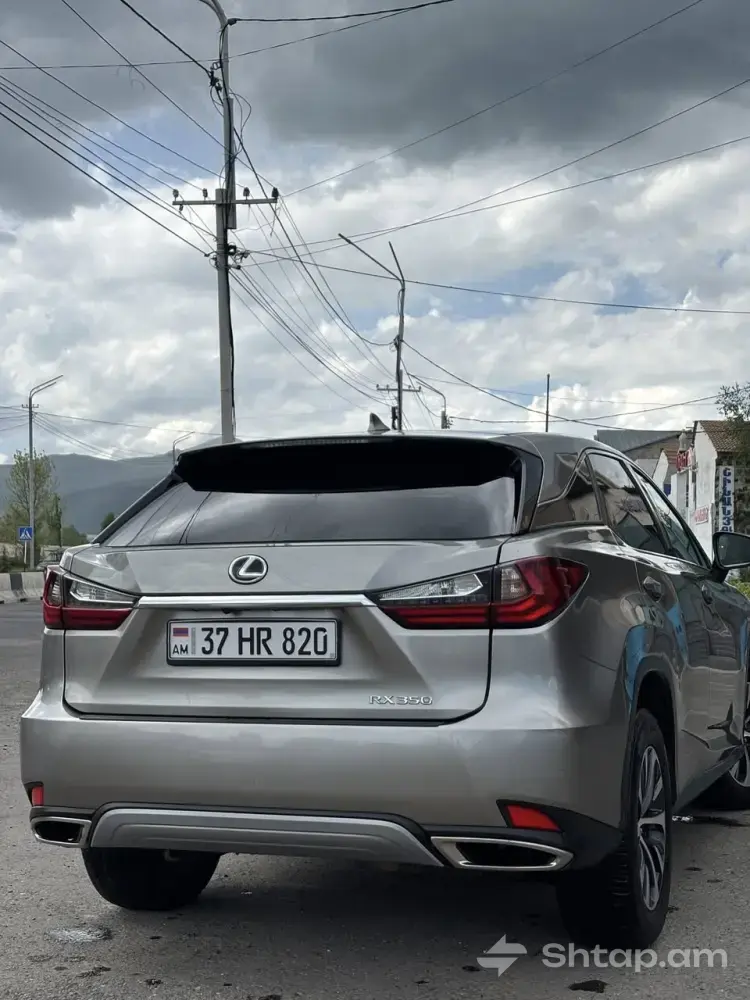 Lexus RX350 2021 в отличном состоянии 3