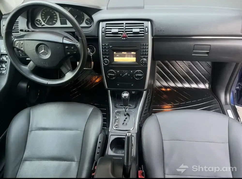 Գնել Մերսեդես-Բենզ B200՝ գերազանց վիճակով 4