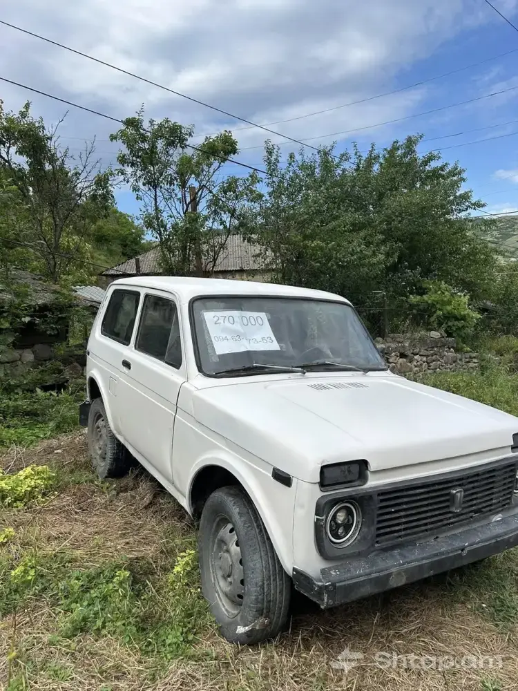 Niva Lada SUV in Good Condition 1