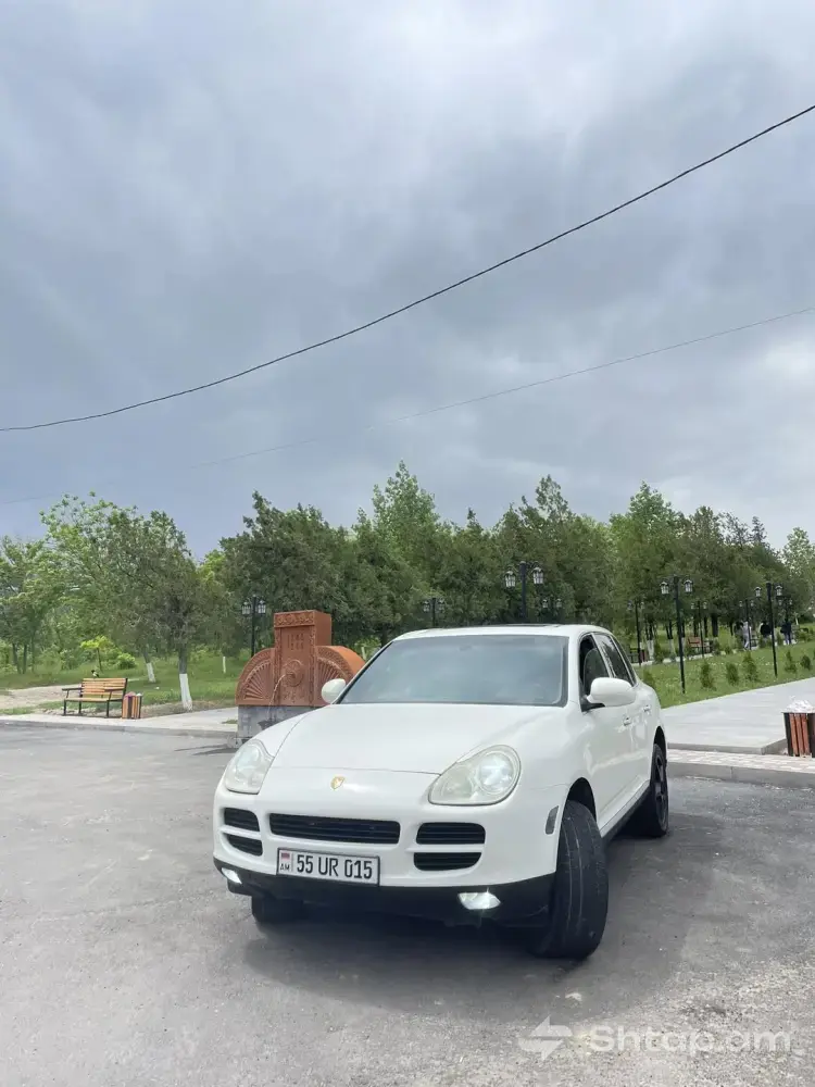 Porsche Cayenne in Perfect Condition 0