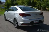 Buy a 2019 Hyundai Elantra Limited image thumbnail 3