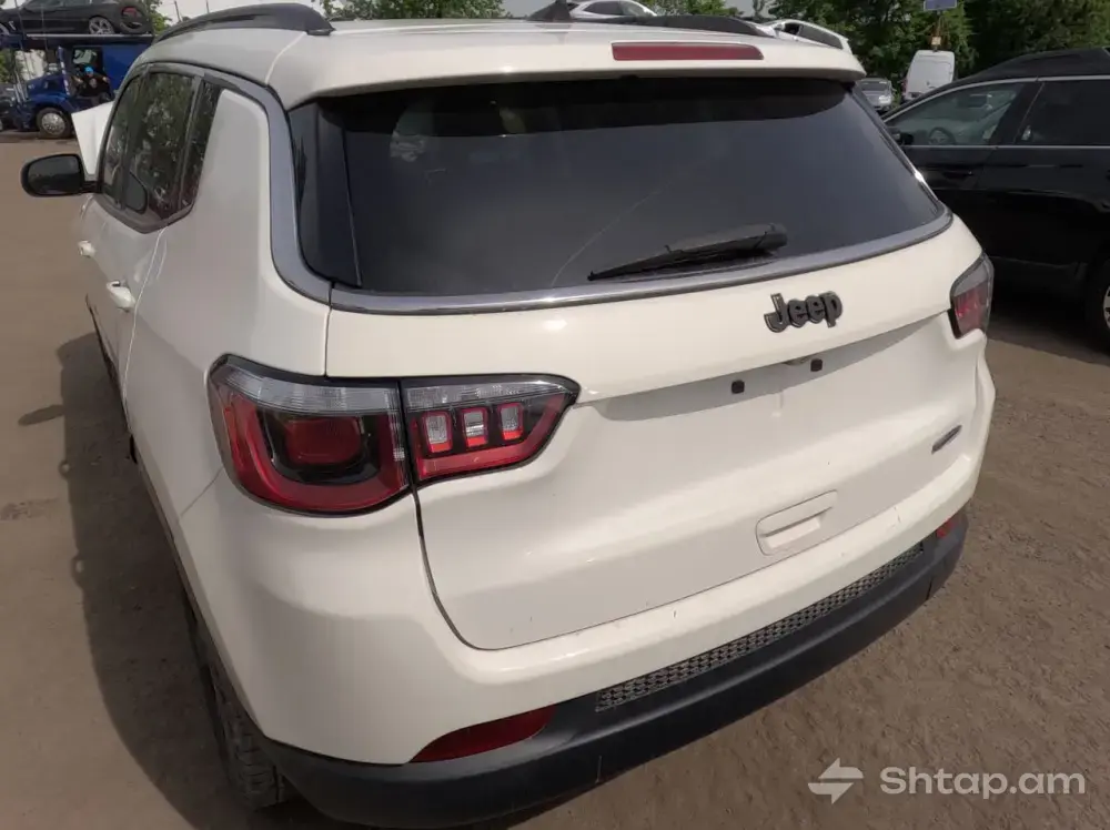 Գնեք 2019թ. Jeep Compass Latitude Երևանում 0