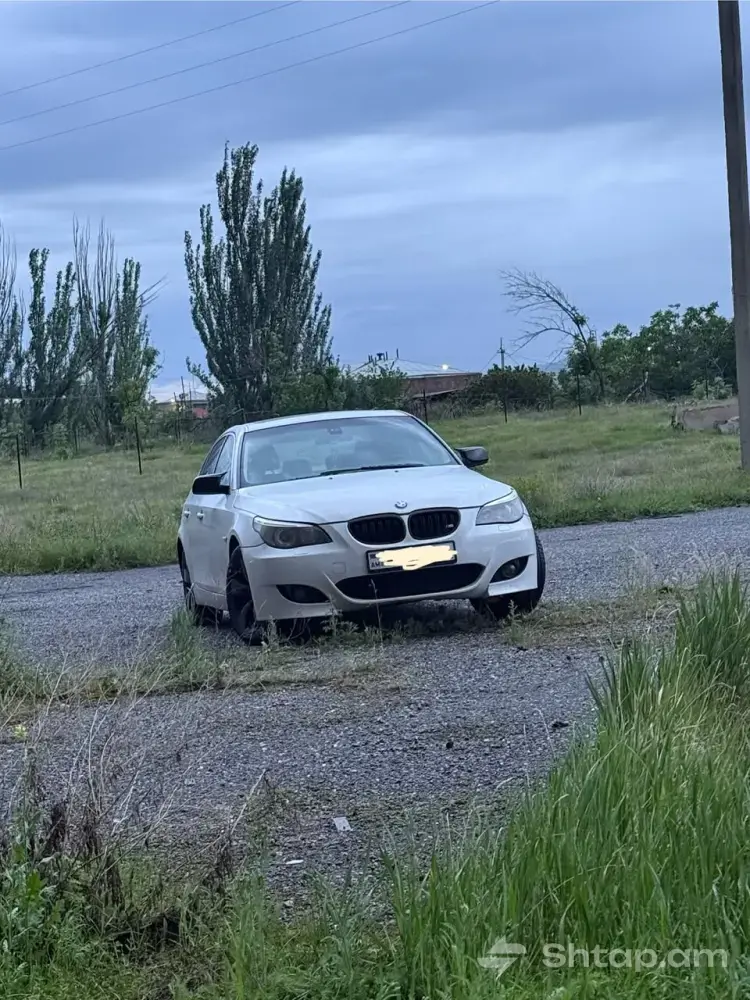 Գնեք BMW 5 Series E60 առանց վնասվածքների 4