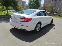 Գնեք Honda Accord 2018 թ.՝ գերազանց վիճակում image thumbnail 3