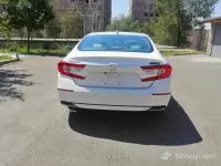 Գնեք Honda Accord 2018 թ.՝ գերազանց վիճակում image thumbnail 4