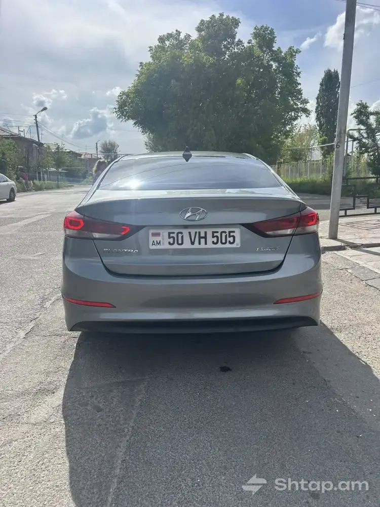 Hyundai Elantra 2017 for Sale 3