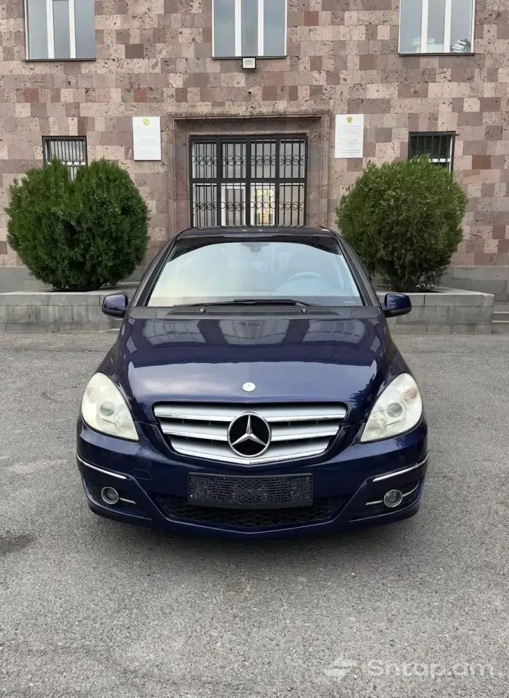 Գնեք Mercedes B200 2009 RESTYLE 0