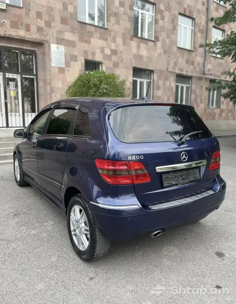 Գնեք Mercedes B200 2009 RESTYLE 2