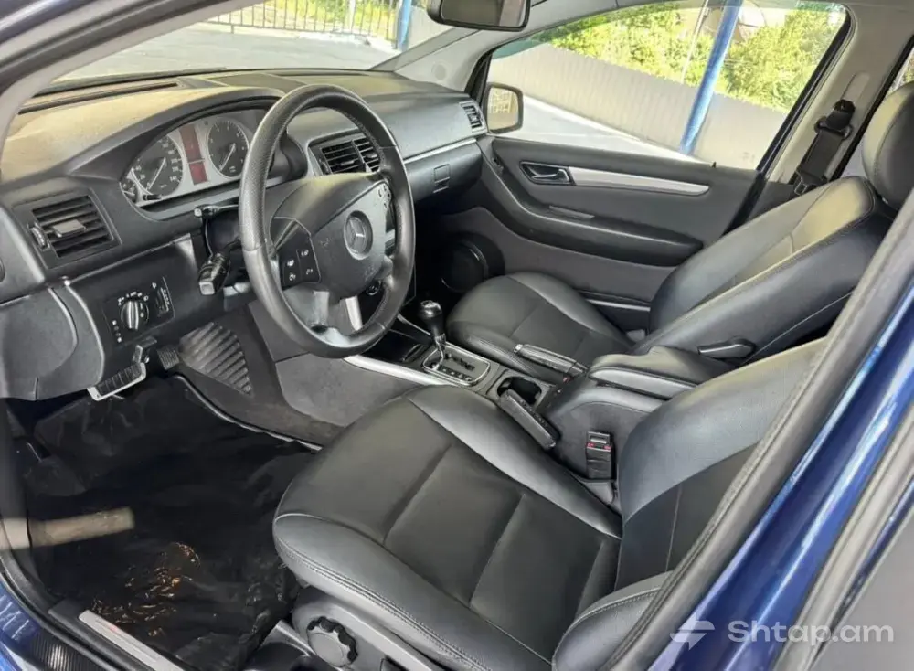 Գնեք Mercedes B200 2009 RESTYLE 3